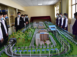 关于高铁的学校介绍高铁工作人员工资待遇怎么样