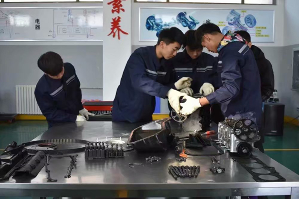 学生选择汽车维修专业的发展空间有哪些