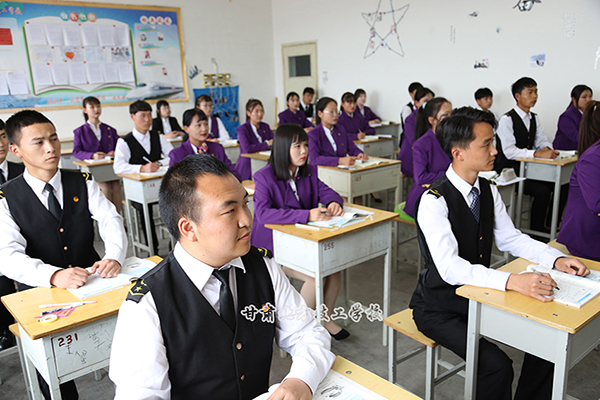 甘肃高铁乘务员学校介绍铁路客运服务
