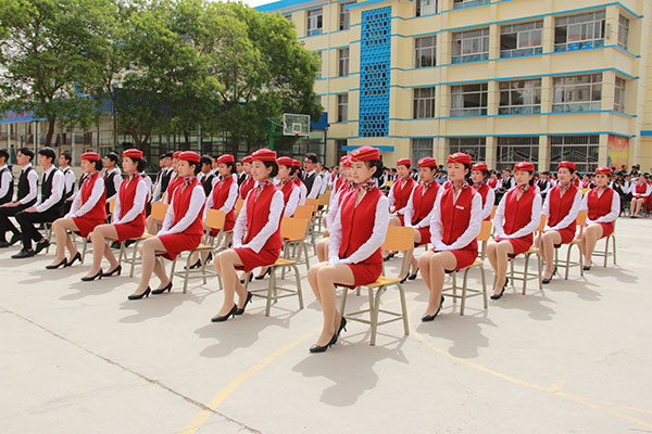 学专业的铁路技术就来甘肃轨道高铁学校！