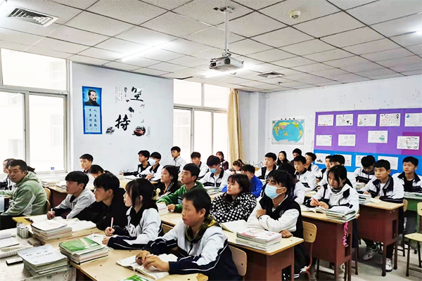 兰州铁路学校解答高铁乘务专业到底值不值得学习？