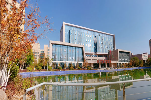 学技术，选甘肃北方技工学校还是做学徒？