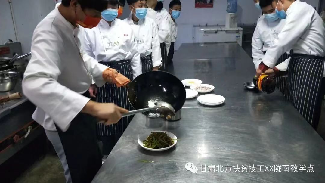 上甘肃北方技工学校也可以参加高考，职业教育与普通教育同等重要！