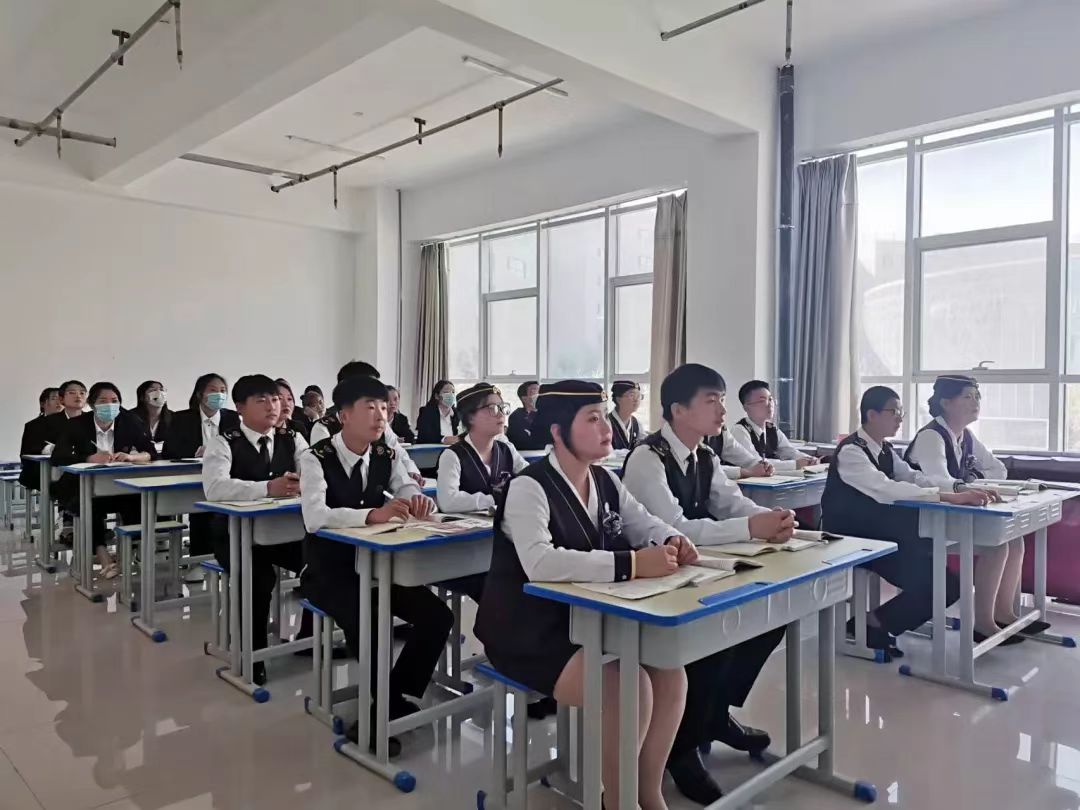 甘肃北方技工学校总结高铁为我们带来的那些改变！